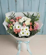 Букет цветов из:  Розы, Лизиантусы и Хризантемы в Лунево