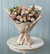 Букет цветов из:  Розы и Лизиантусы в Лунево