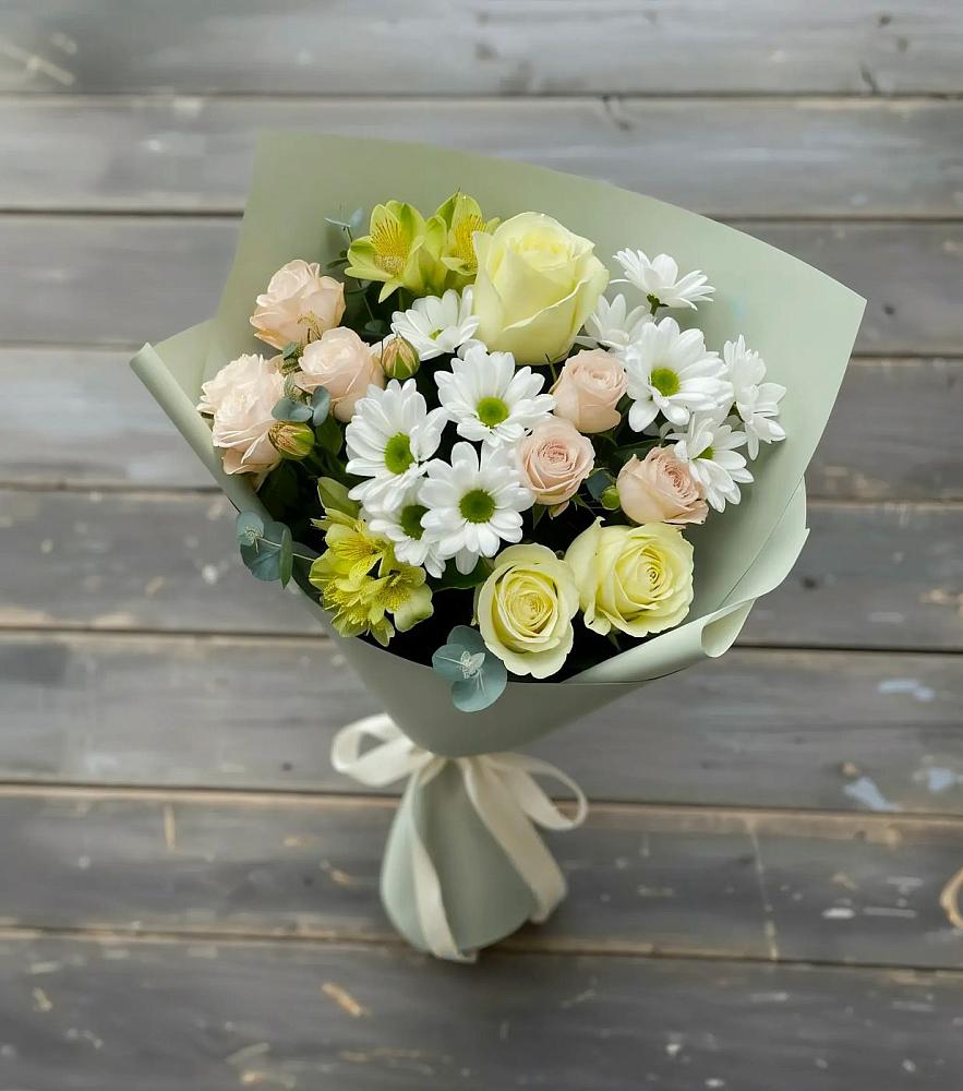 Букет цветов из: Альстромерии, Розы и Хризантемы в Лунево