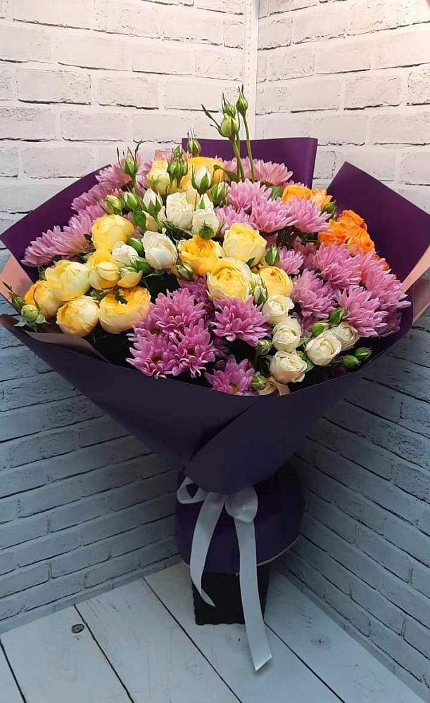 Букет цветов из: Хризантемы и Розы в Лунево