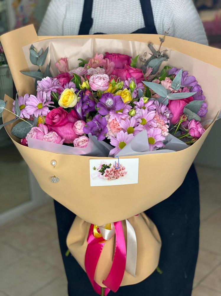 Букет цветов из: Хризантемы, Гвоздики и Альстромерии в Лунево