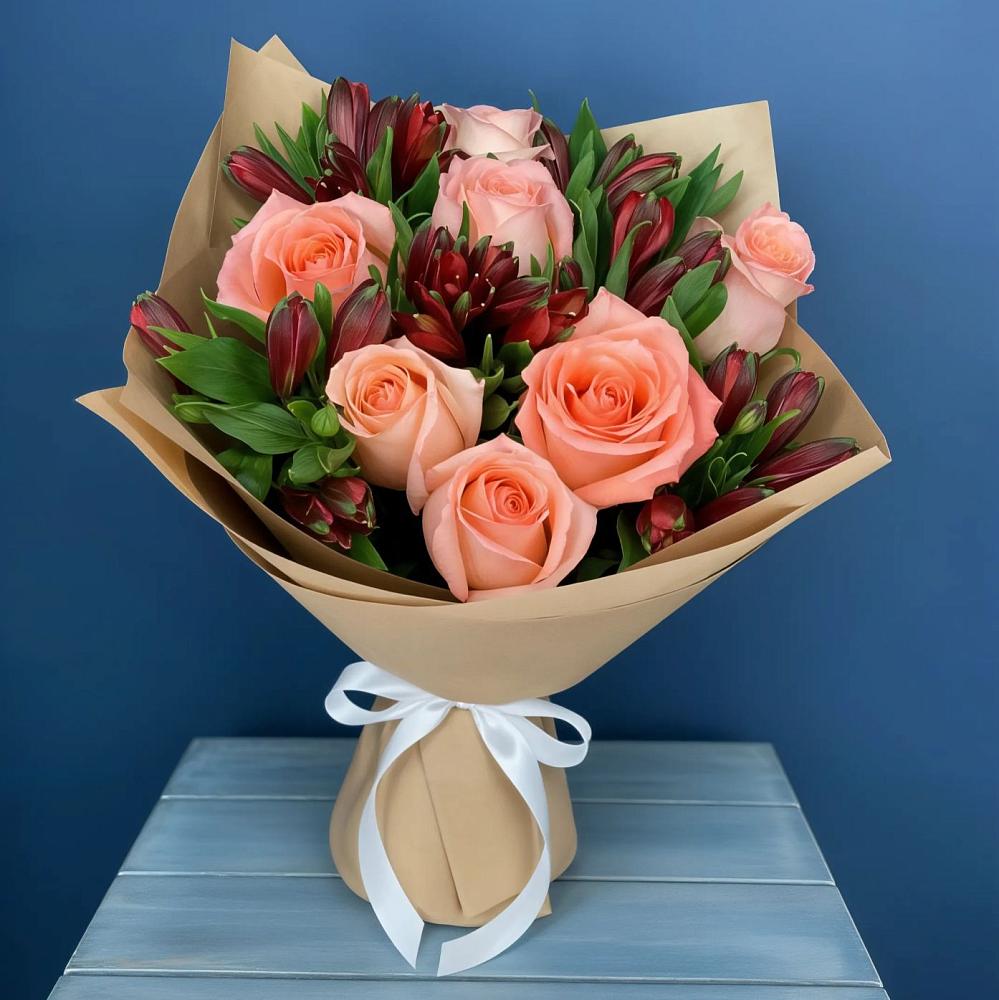 Букет цветов из: Розы и Альстромерии в Лунево