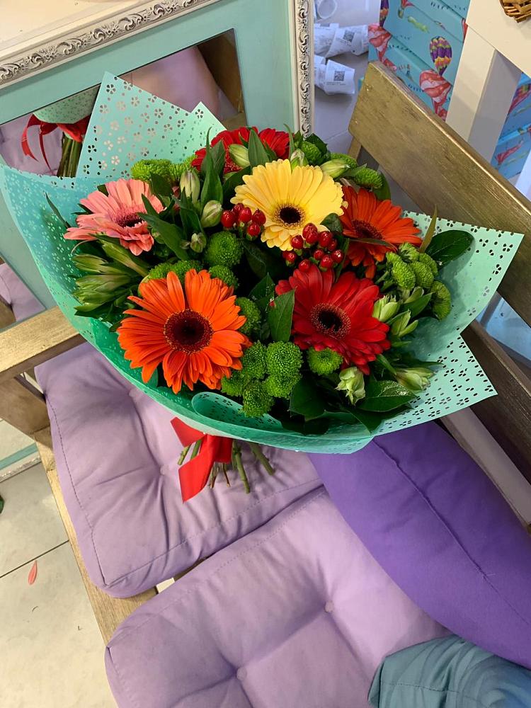 Букет цветов из: Герберы, Хризантемы и Альстромерии в Лунево