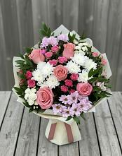 Букет цветов из:  Альстромерии, Гвоздики, Розы и Хризантемы в Лунево