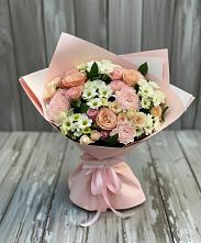 Букет цветов из:  Гвоздики, Розы и Хризантемы в Лунево