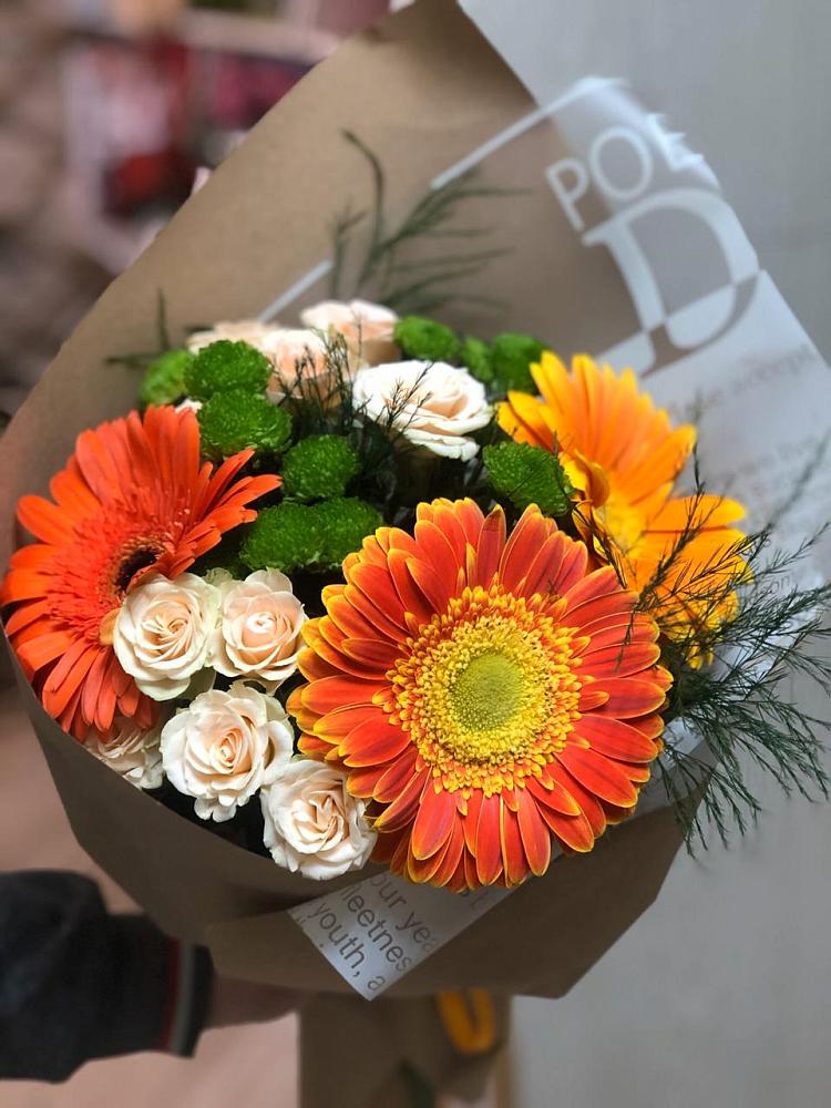 Букет цветов из: Герберы, Хризантемы и Розы в Лунево